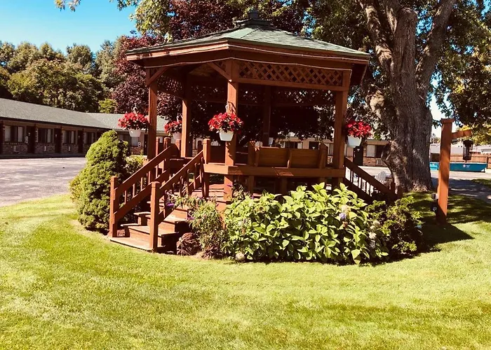 Viking Arms Inn - Ludington